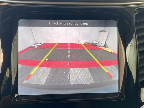 Used 2019 Jeep Cherokee Limited AWD/4WD image 30
