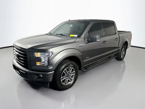 Used 2017 Ford F150 XLT w/ Equipment Group 302A Luxury AWD/4WD image 3