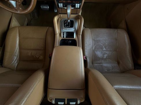 Used 2003 Porsche Cayenne S image 45