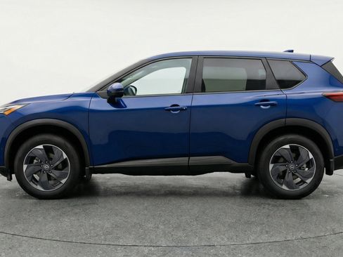 Used 2025 Nissan Rogue SV AWD/4WD image 5