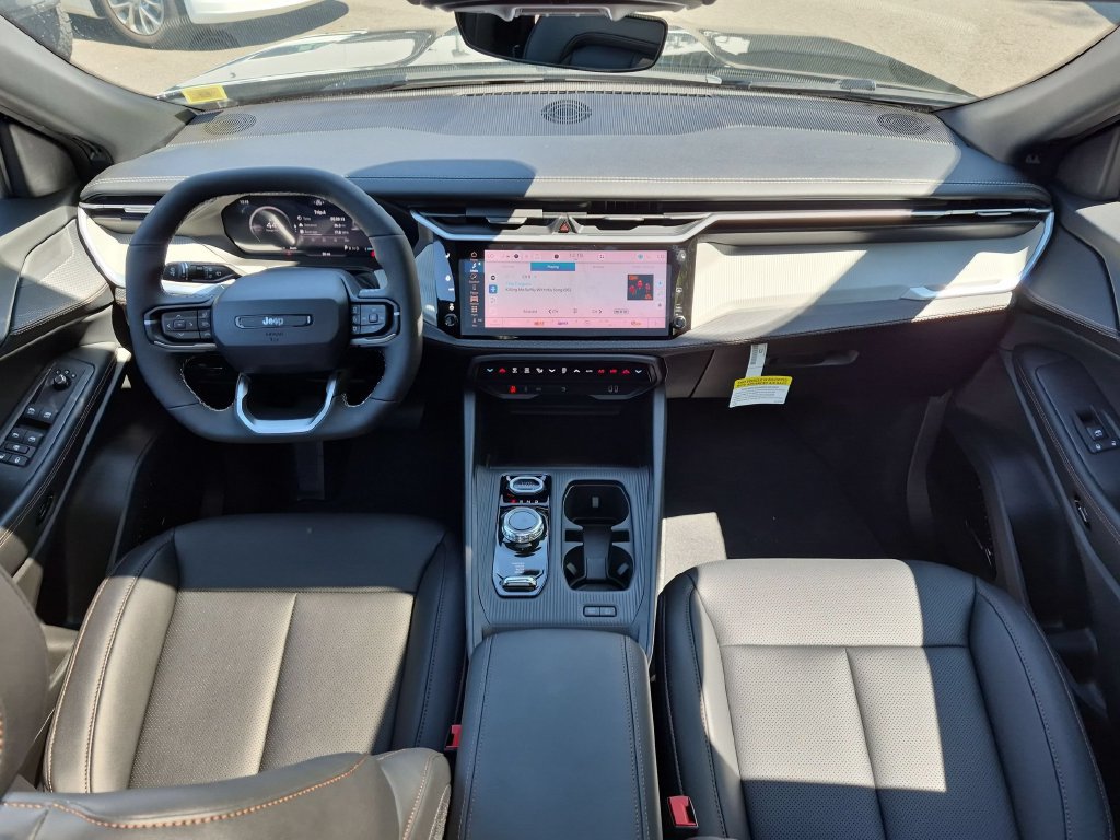 Used 2026 Jeep Cherokee Limited AWD/4WD image 19