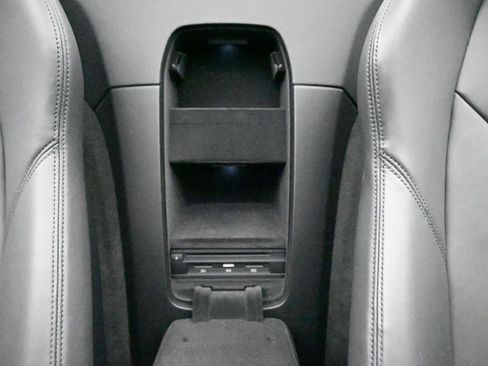 Used 2021 Audi R8 V10 w/ Premium Package image 36