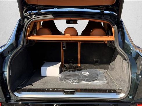 New 2026 Aston Martin DBX 707 image 5