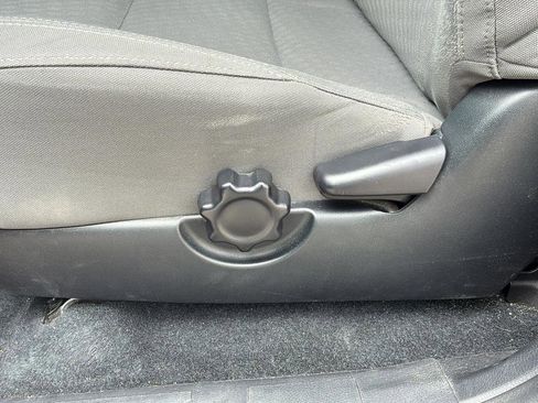 Used 2023 Toyota Tacoma SR AWD/4WD image 23