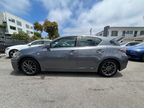 Used 2013 Lexus CT 200h w/ F Sport Pkg w/Nuluxe Trim FWD image 11