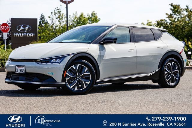 Used 2024 Kia EV6 Light AWD/4WD image 1
