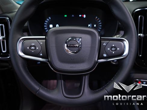 Used 2024 Volvo XC40 B5 Plus w/ Protection Package Premier AWD/4WD image 34