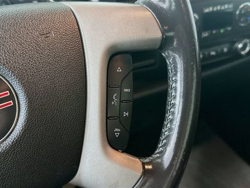 Used 2009 GMC Sierra 2500 SLE w/ Convenience Package RWD image 24
