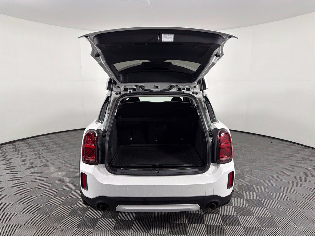 Used 2024 MINI Cooper Countryman S w/ Storage Package AWD/4WD image 13