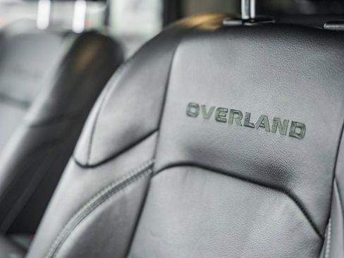 Used 2021 Jeep Gladiator Overland w/ Popular Equipment Package image 40