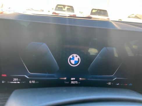 Used 2024 BMW X7 xDrive40i w/ Executive Package AWD/4WD image 19