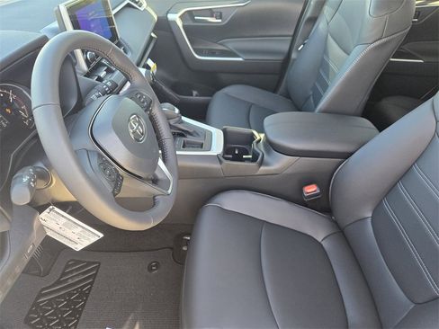 New 2025 Toyota RAV4 XLE Premium image 11