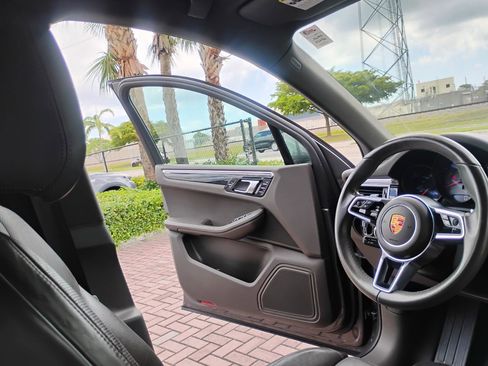 Used 2016 Porsche Macan S AWD/4WD image 82