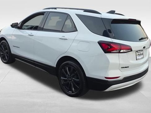 Certified 2023 Chevrolet Equinox RS w/ LPO, Floor Liner Package FWD image 3