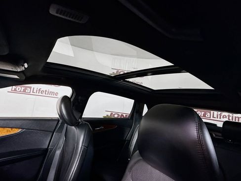 Used 2019 Lincoln Nautilus Reserve image 11