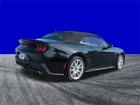 Certified 2025 Ford Mustang GT Premium image 4