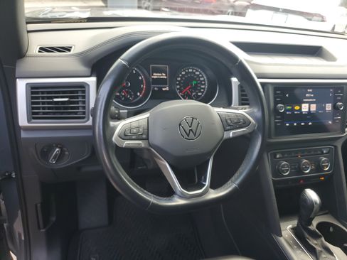 Used 2020 Volkswagen Atlas Cross Sport SE FWD image 14