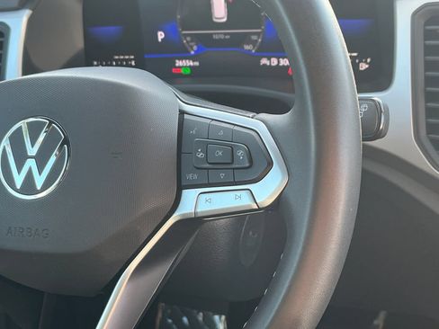Used 2023 Volkswagen Atlas Cross Sport SE FWD image 38