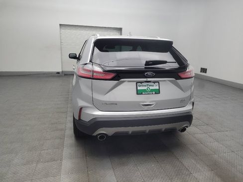 Used 2019 Ford Edge SEL w/ Equipment Group 201A FWD image 6