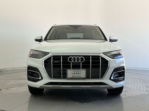 Used 2023 Audi Q5 2.0T Premium Plus w/ Premium Plus Package AWD/4WD image 6