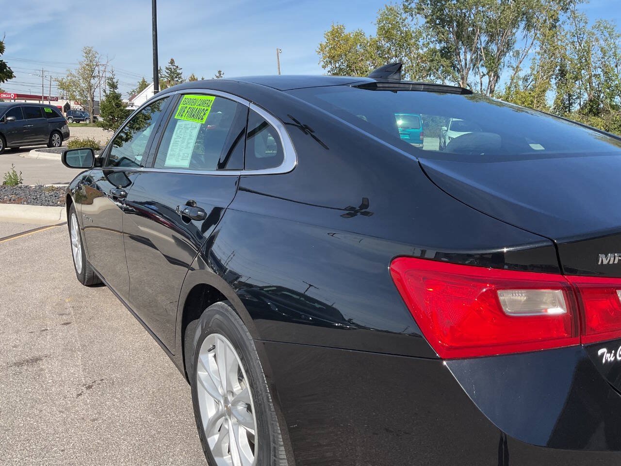 Used 2018 Chevrolet Malibu LT FWD image 5
