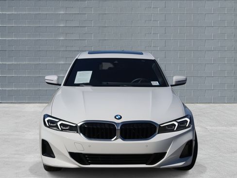 Certified 2024 BMW 330i Sedan w/ Convenience Package image 2