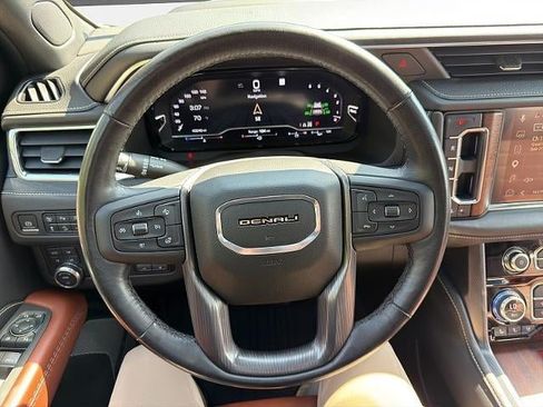 Used 2023 GMC Yukon XL Denali Ultimate AWD/4WD image 29