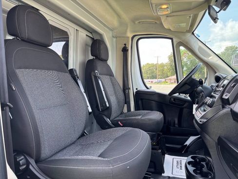 Used 2019 RAM ProMaster 3500 w/ Premium Appearance Group FWD image 15
