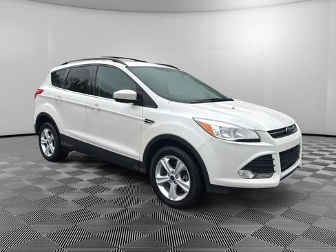 Used 2013 Ford Escape SE AWD/4WD image 2