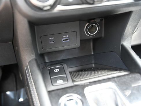 Used 2023 Nissan Kicks SV image 23