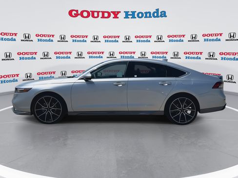 Used 2023 Honda Accord EX image 5