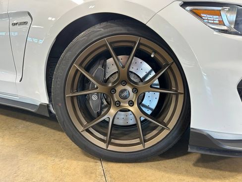 Used 2018 Ford Mustang Shelby GT350 w/ Electronics Package RWD image 10
