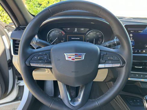 Used 2023 Cadillac CT5 Luxury image 17