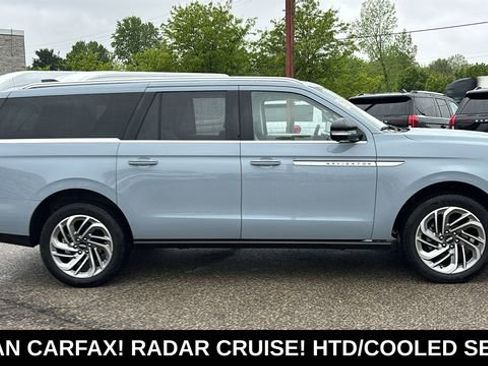 Used 2025 Lincoln Navigator L Reserve AWD/4WD image 29