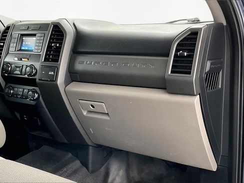 Used 2019 Ford F250 XL w/ Power Equipment Group image 23