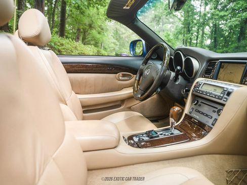 Used 2010 Lexus SC 430 Convertible RWD image 50