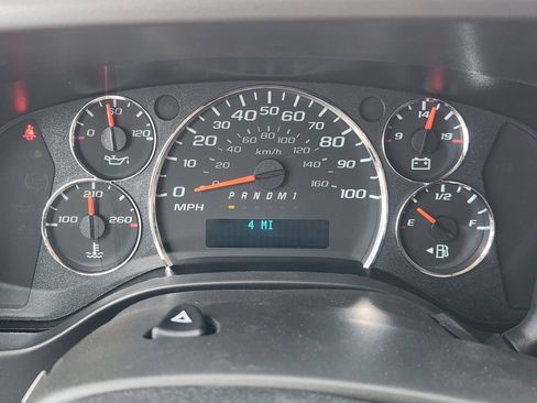 New 2026 Chevrolet Express 2500 w/ Driver Convenience Package RWD image 11