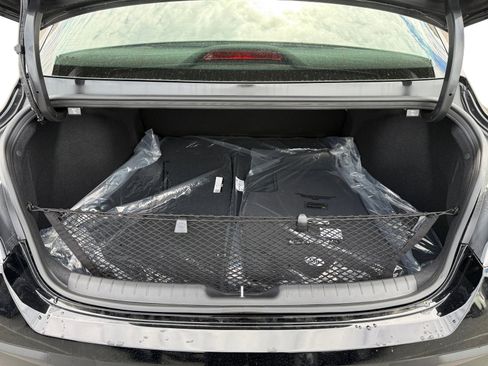 New 2026 Hyundai Elantra Blue image 17