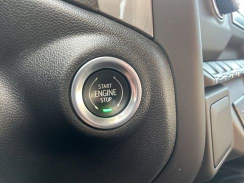 Used 2022 Chevrolet Silverado 1500 W/T w/ WT Value Package image 31