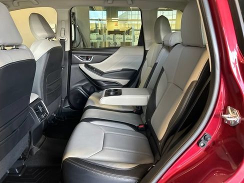 Used 2023 Subaru Forester Limited AWD/4WD image 27