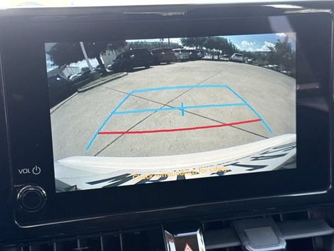 Used 2025 Toyota Corolla LE FWD image 18