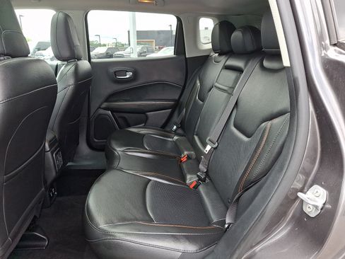 Used 2019 Jeep Compass Limited AWD/4WD image 10