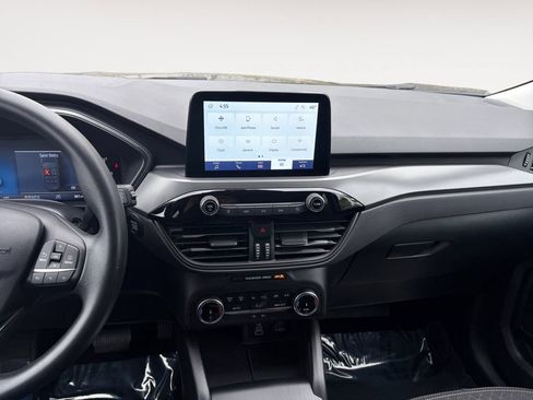 Certified 2025 Ford Escape Active AWD/4WD image 10