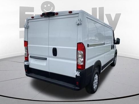 Used 2025 RAM ProMaster 2500 w/ Quick Order Package 22G SLT FWD image 5