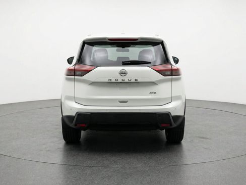 Used 2025 Nissan Rogue SV AWD/4WD image 7