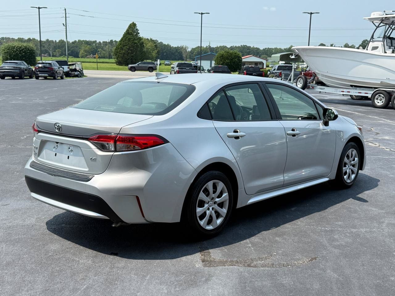 Used 2022 Toyota Corolla LE FWD image 5