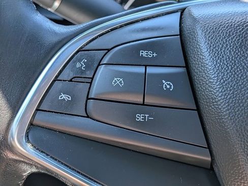 Used 2019 Cadillac XT5 Luxury w/ LPO, Radiant Package FWD image 27