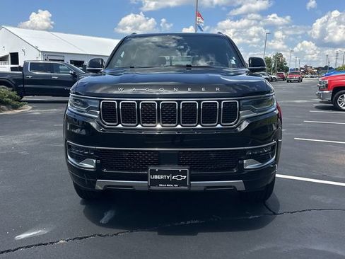 Used 2024 Jeep Wagoneer Series III AWD/4WD image 3