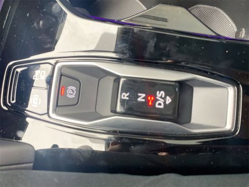 New 2025 Audi Q5 Premium Plus image 18