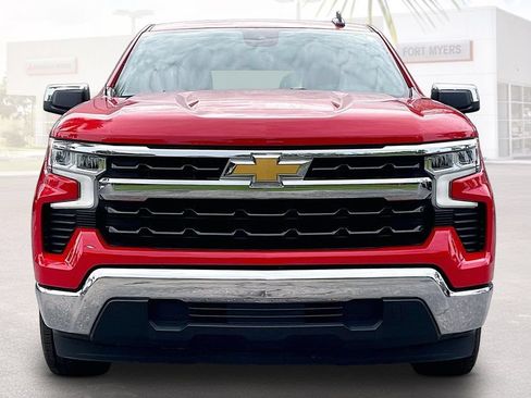 Used 2025 Chevrolet Silverado 1500 LT RWD image 24